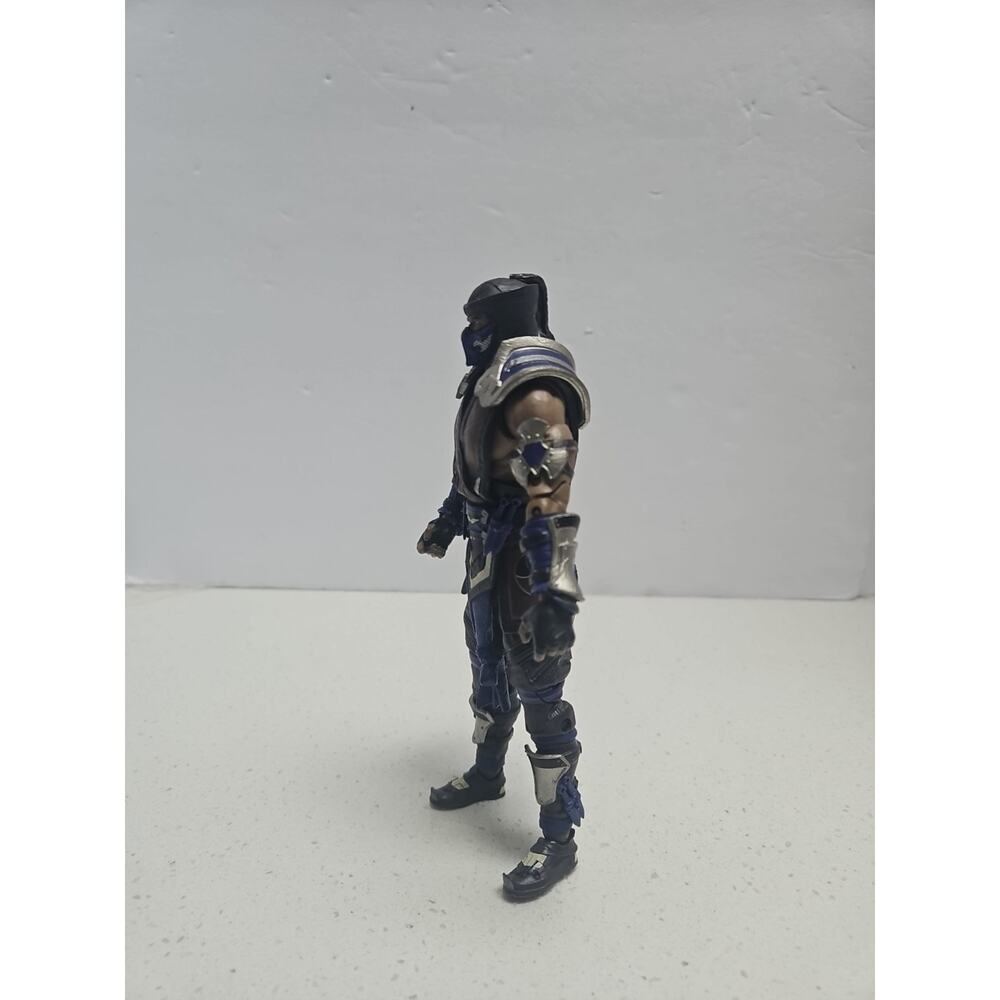 Mortal Kombat 11 Sub-Zero Winter Purple Variant Action Figure McFarlane - Picture 2 of 13